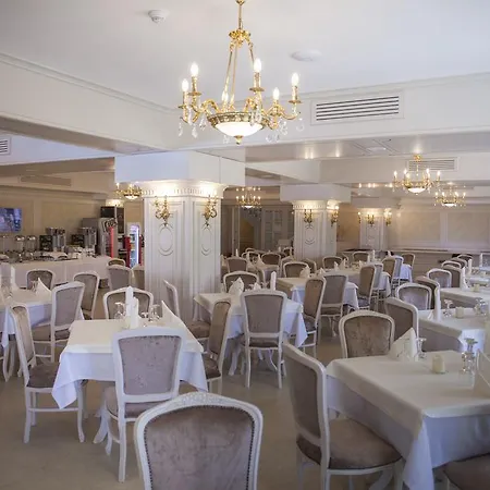 Sulina International 4*