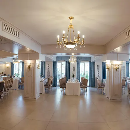 Sulina International Hotel Mamaja
