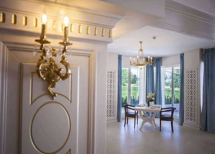 Sulina International 4*